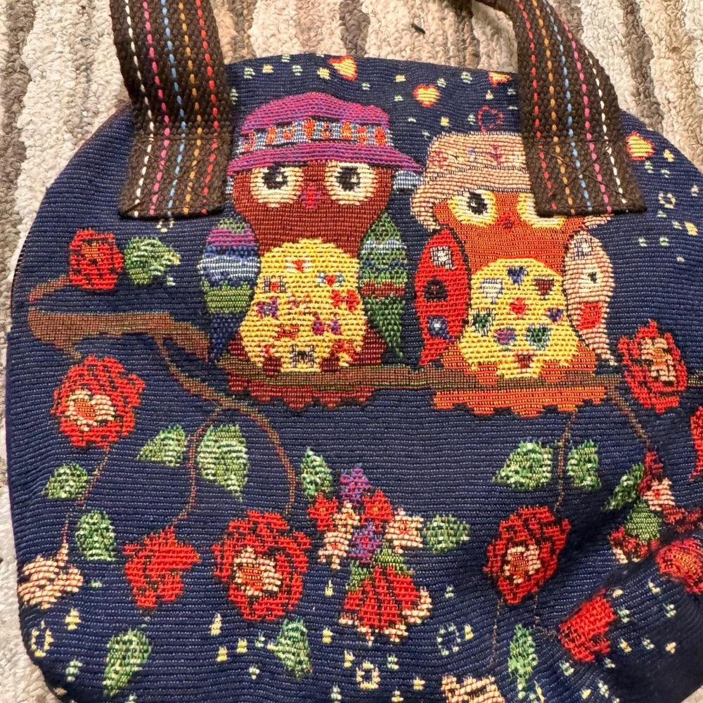 VTG Whimsical‎ Blue Owl Floral Tapestry Round Lined Small Zip Purse Handbag